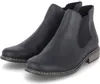 A pair of black Chelsea boots shown from a diagonal angle against a white background. Náhled obrázku produktu