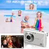 A collage of images showing children on a beach, a family, and a digital camera. The text indicates zoom and fill-light features. Produktbild-Vorschau