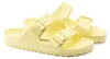 Birkenstock Arizona Eva Herren-Pantoletten in Gelb – weite Produktbild-Vorschau 2