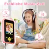 A young girl wearing headphones is happily singing while looking at a pink toy smartphone. Musical notes and icons are overlaid on the image. Produktbild-Vorschau