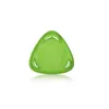 A green triangular sledding plate is shown on a white background with a reflection. Anteprima dell’immagine prodotto