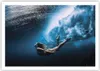 Poster - Poster ohne Rahmen - Tauchen Frau Wellen - 100x70 Produktbild-Vorschau 1