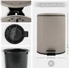 A collage of images showing a taupe pedal bin, its internal components, and dimensions. Anteprima dell’immagine prodotto
