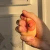2 jouets anti-stress en forme de seins – Idéal pour les Voir les images du produit 3