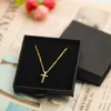 Collana da donna con croce placcata oro 18 carati e catena Anteprima dell’immagine prodotto 3