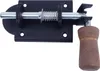 A black metal gate latch with a wooden handle is shown against a white background. Produktbild-Vorschau