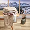 Babyono Kinderdecke 75x100 cm Baumwolle Sherpa Beige Modell Produktbild-Vorschau 4