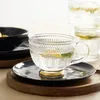 Tasse en verre Homla BARREL avec des motifs et une base Voir les images du produit 3