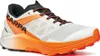 Trailrunning-Schuhe "Spin Ultra 2" von Scarpa in Weiß und Orange; mit atmungsaktivem Obermaterial und rutschfester Sohle. Náhľad obrázku produktu