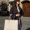 reisenthel borsa shopper borsa a tracolla Daily Shopper Leo Anteprima dell’immagine prodotto 4