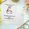 Mr. & Mrs. Panda Postkarte Bademeisterin Leidenschaft - Produktbild-Vorschau 3