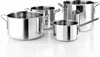 A set of four stainless steel pots and pans arranged on a white surface. Anteprima dell’immagine prodotto