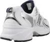 A single New Balance shoe is shown from a rear-side angle against a white background. Voir les images du produit