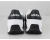 Sneakers Del Marchio Adidas Del Modello Runvista Bianco Anteprima dell’immagine prodotto 11