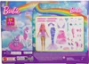 The back of a Barbie advent calendar box, showing the doll, accessories, and a unicorn and cat. Voir les images du produit