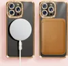 Two iPhone cases are shown side-by-side against a pink background. The left case has a MagSafe charger attached, and the right case has a leather card holder attached. Náhled obrázku produktu