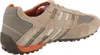 A side view of a beige Geox sneaker with orange accents. Produktbild-Vorschau