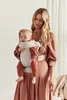 BabyBjörn Porte-bébé Mini, jersey 3D, beige clair Jersey 3D Voir les images du produit 7