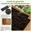 A close-up view of a raised garden bed filled with soil, with a watering can in the background. The image also includes inset graphics highlighting product features like a liner and drainage design. Produktbild-Vorschau