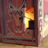 Eternal Bookstore Book Nook – DIY Miniaturhaus Bausatz, Produktbild-Vorschau 10