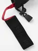 Detailansicht des Handschuhs "Army Leather Heli Ski - 5 finger" von Hestra mit rotem Zugband. Produktbild-Vorschau