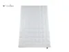 A white duvet laid flat on a white background. Produktbild-Vorschau