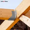 A metal bracket connecting wooden beams in a construction setting. Náhled obrázku produktu