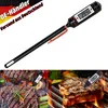 A digital thermometer is shown in the upper part of the image, and two grilling scenes with steaks are shown in the lower part. Produktbild-Vorschau
