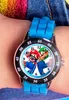 A close-up shot of a child's wrist wearing a blue Super Mario watch. Podgląd zdjęcia produktu