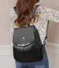 Camerazar Élégant sac à dos urbain en  noir pour femme avec Voir les images du produit 15