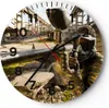 Wanduhr - Rund - Glasuhr - Paintball Pistole Spieler - Produktbild-Vorschau 1