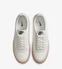 A top-down view of a pair of white Nike Killshot 2 sneakers. Produktbild-Vorschau