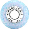 A close-up studio shot of a Pandora charm. Anteprima dell’immagine prodotto