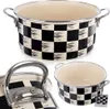 A collage of an enamel pot with a black and white checkered pattern. Voir les images du produit