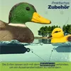 Two plastic ducks floating in water with trees and a lake in the background. Text overlays describe a feature. Produktbild-Vorschau