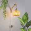 Wandleuchte aus Holz, runder Korbschirm mit Kabel, Schalter Produktbild-Vorschau 11