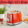 A red retro toaster with toast in it, placed on a kitchen counter with a plant and some tomatoes. Anteprima dell’immagine prodotto