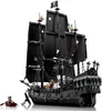 LEGO ICONS 10365 Le bateau pirate du capitaine Jack Sparrow Voir les images du produit 14