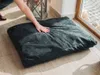 Mäkký vankúš pre psa ROYAL PET 75x60 cm, čierny Náhľad obrázku produktu 3