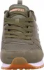 A close-up front view of a green Skechers sneaker. Voir les images du produit