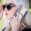 A woman wearing sunglasses holds a phone with a purple case. Produktbild-Vorschau
