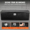 A black diamond plate toolbox is shown with text overlays highlighting its security features. Náhled obrázku produktu