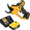 A DeWALT cordless pruning shear set including the shear, a battery, and a charger, displayed on a white background. Náhled obrázku produktu