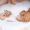 Gioco da infilare in legno Dino come giocattolo da infilare Anteprima dell’immagine prodotto 3