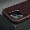 TORRO iPhone 16 Pro Housse fine en cuir - Marron foncé Voir les images du produit 3