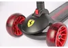 Monopattino Ferrari per bambini con sedile 2 in 1 – Anteprima dell’immagine prodotto 4