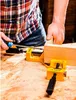 A person is using a screwdriver to tighten a corner clamp on a piece of wood. Anteprima dell’immagine prodotto