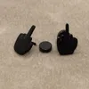 2 Ohrstecker Fakeplug Edelstahl Stinkefinger Ohrringe zum Produktbild-Vorschau 4