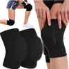 A collage of images showing black sports knee pads, with a person demonstrating how to wear them. Voir les images du produit