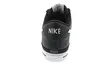 The back view of a black Nike sneaker with a white Nike logo on the heel. Produktbild-Vorschau